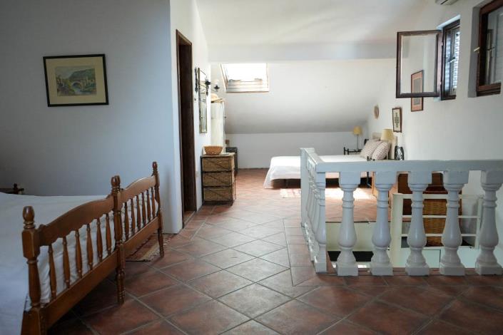 Image No.8-Maison de 4 chambres à vendre à Tivat