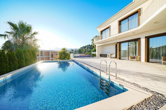 Image No.2-4 Bed Villa for sale