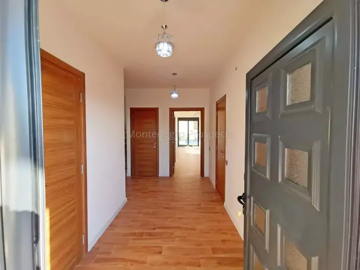 Image No.6-Maison de 4 chambres à vendre à Bar