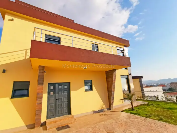 Image No.4-Maison de 4 chambres à vendre à Bar