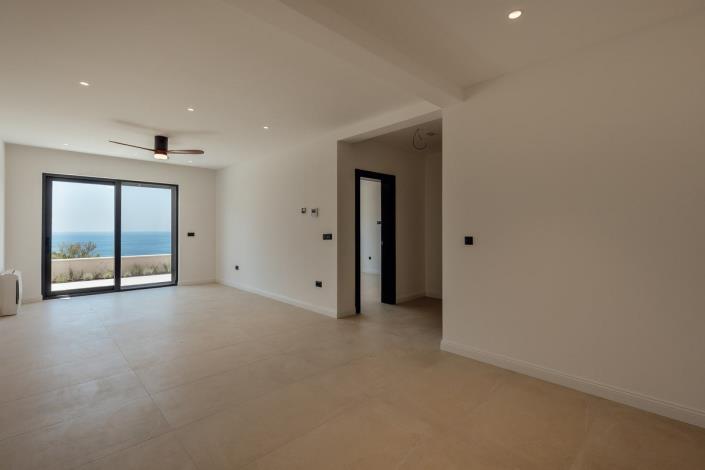 Image No.17-Villa de 5 chambres à vendre à Budva