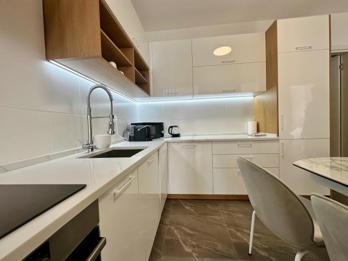 Image No.12-2 Bed Apartment for sale