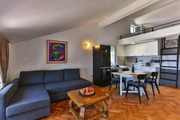 Image No.11-2 Bed Apartment for sale