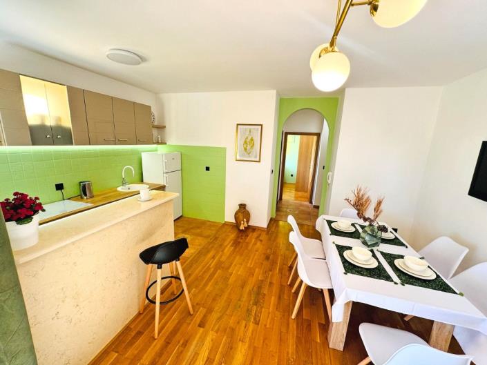 Image No.6-3 Bed Apartment for sale