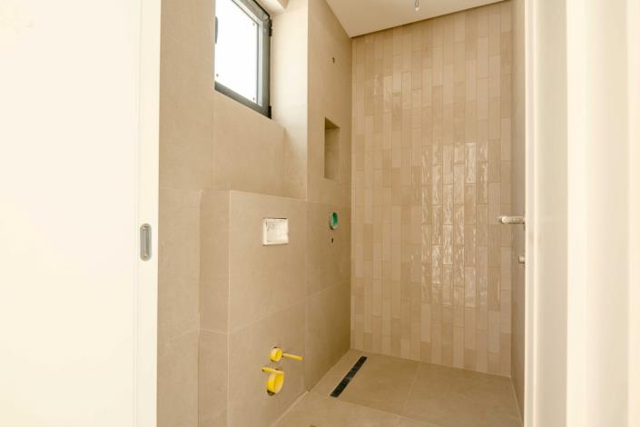 Image No.8-Maison de 4 chambres à vendre à Budva