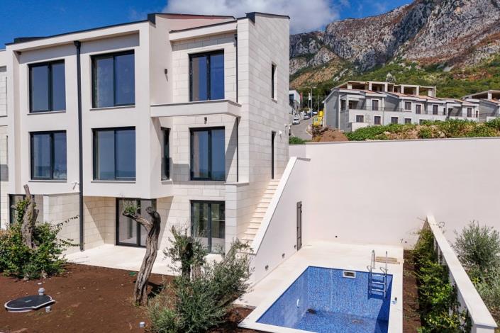 Image No.9-Un hôtel de 4 chambres à vendre à Budva