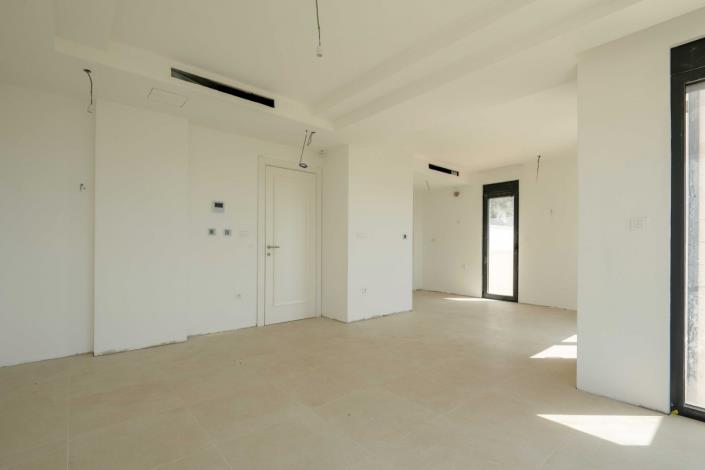 Image No.15-Un hôtel de 4 chambres à vendre à Budva