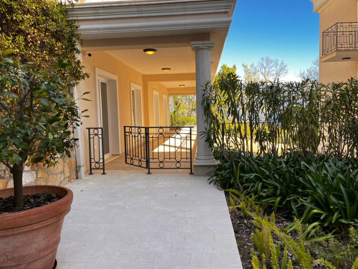 Image No.9-3 Bed Apartment for sale