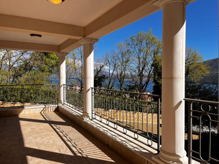 Image No.15-3 Bed Apartment for sale