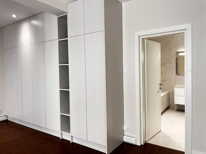 Image No.20-3 Bed Apartment for sale