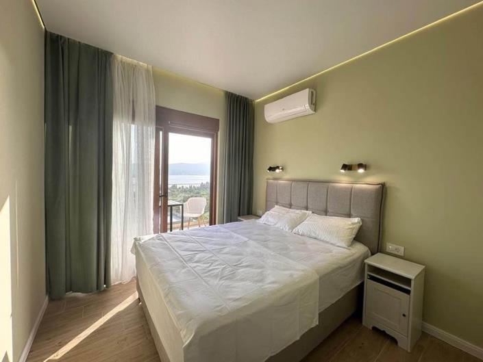 Image No.3-Penthouse de 2 chambres à vendre à Tivat