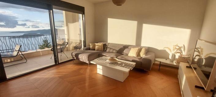 Image No.2-Appartement de 3 chambres à vendre à Budva