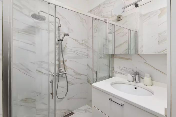 Image No.12-2 Bed Apartment for sale