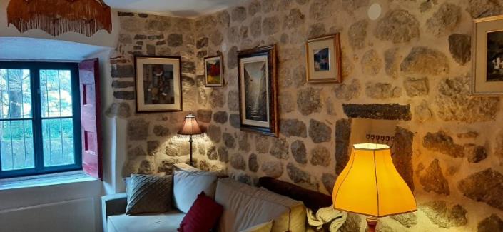 Image No.3-3 Bed Land for sale