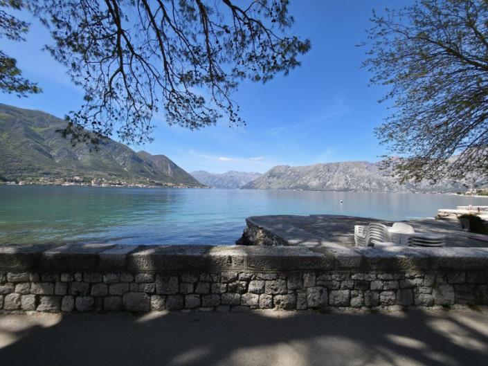 Image No.10-3 Bed Land for sale