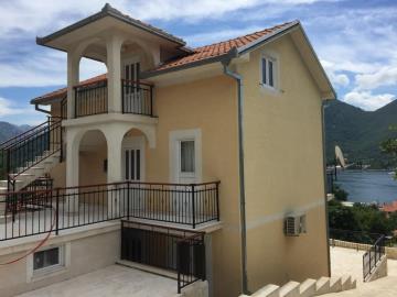 77063-Kuca-Kamenari--5-_1067x800