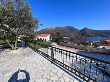 77063-Kuca-Kamenari--8-_1067x800