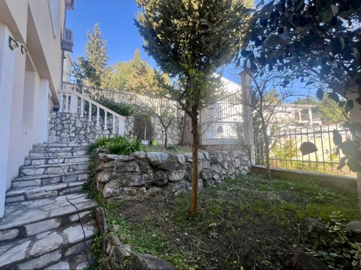 Image No.26-Maison de 4 chambres à vendre à Bar