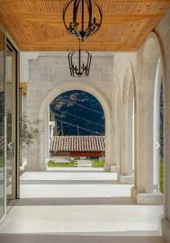 12697-Vila-LUX--1-_560x800