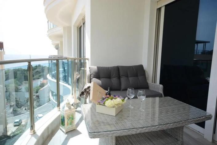 Image No.14-2 Bed Apartment for sale