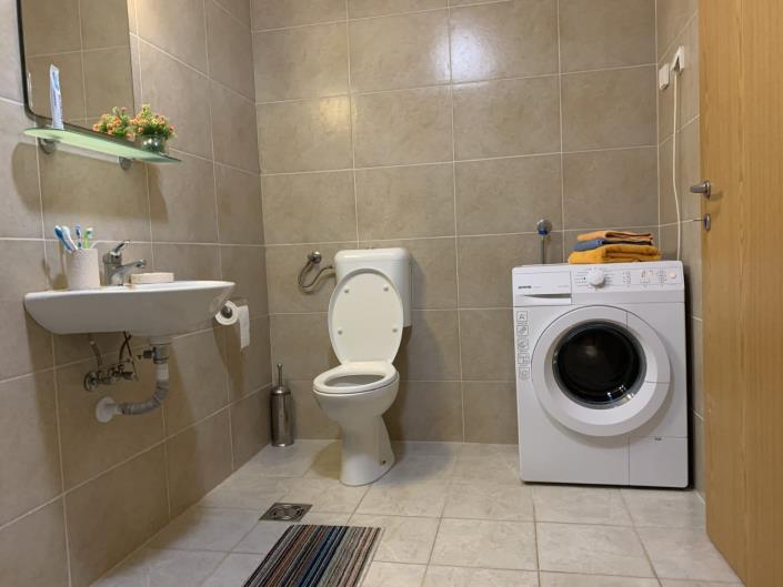 Image No.10-2 Bed Apartment for sale