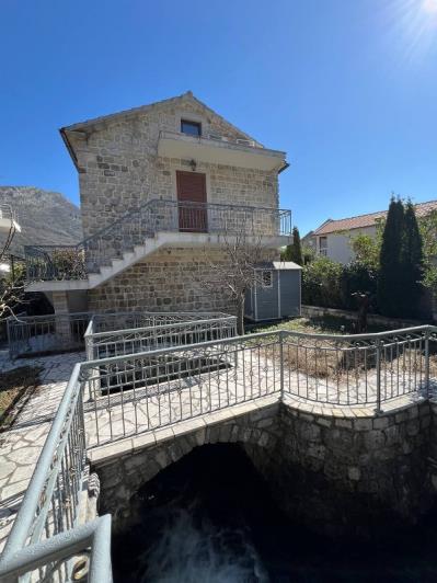 Image No.2-4 Bed Villa for sale