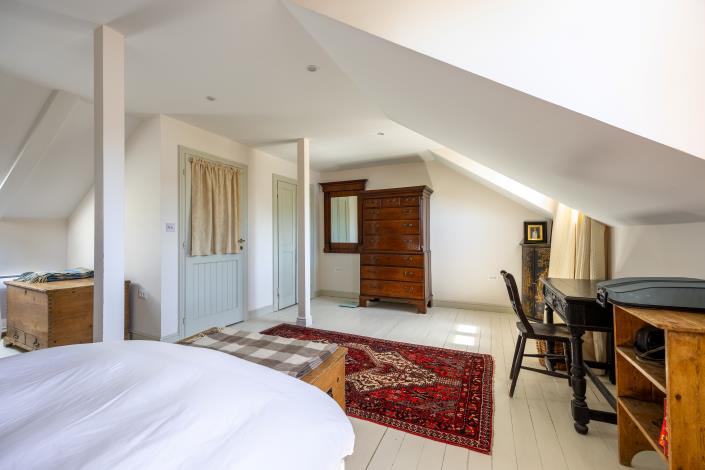 Image No.16-3 Bed Semi-Detached for sale