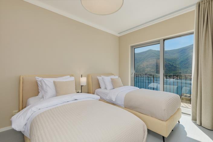 Image No.7-3 Bed Apartment for sale