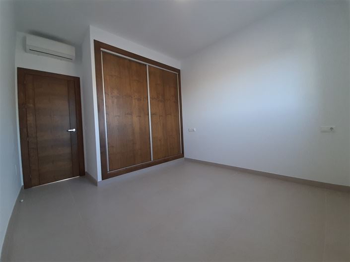 Image No.13-4 Bed Villa for sale