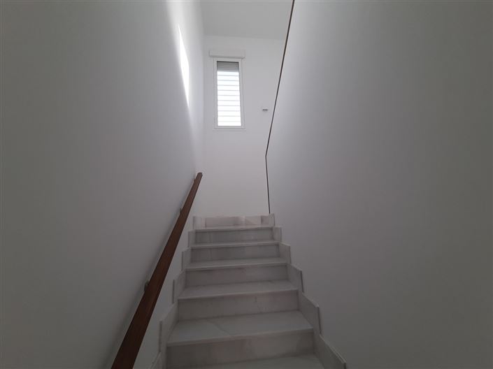 Image No.15-4 Bed Villa for sale