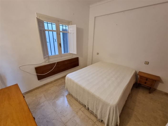 Image No.21-3 Bed Apartment for sale