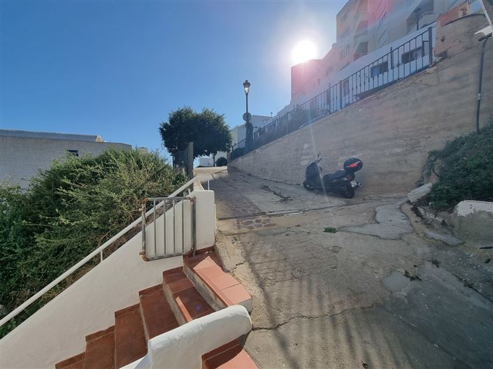 Image No.25-3 Bed Apartment for sale