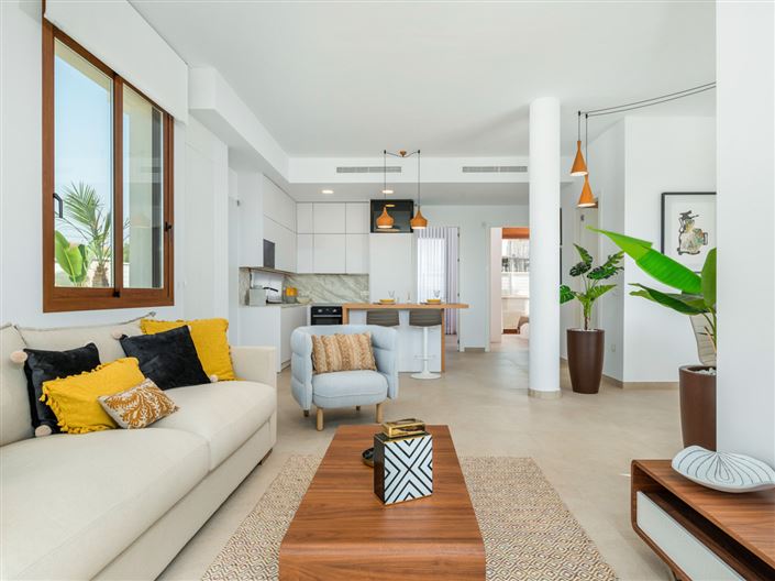 Image No.2-3 Bed Villa for sale