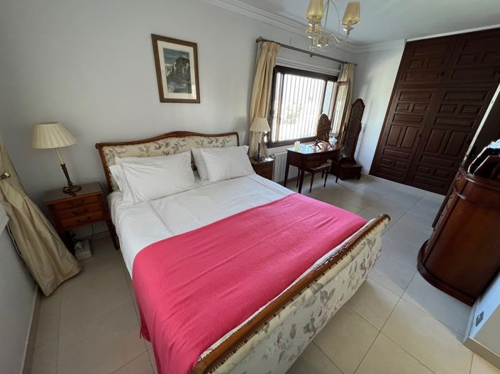 Image No.24-3 Bed Villa for sale