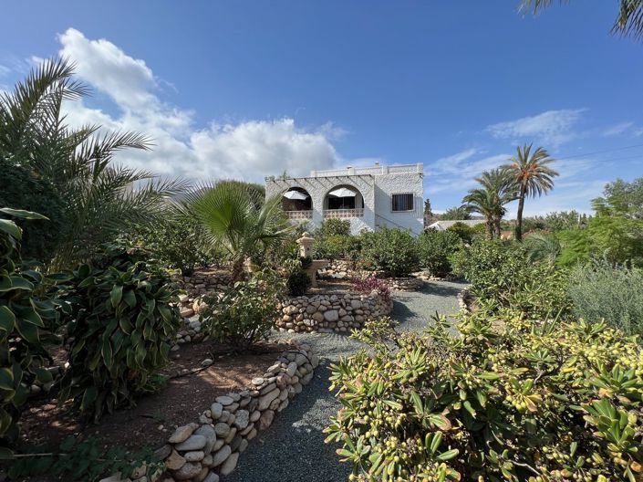 Image No.29-3 Bed Villa for sale