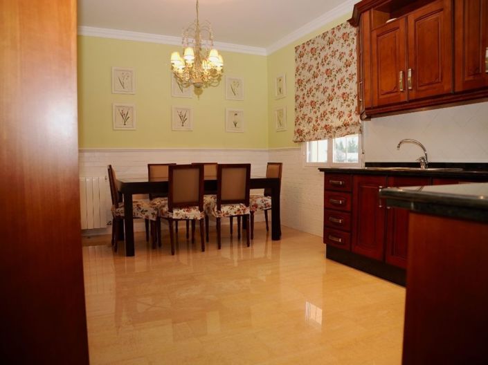 Image No.9-5 Bed Villa for sale