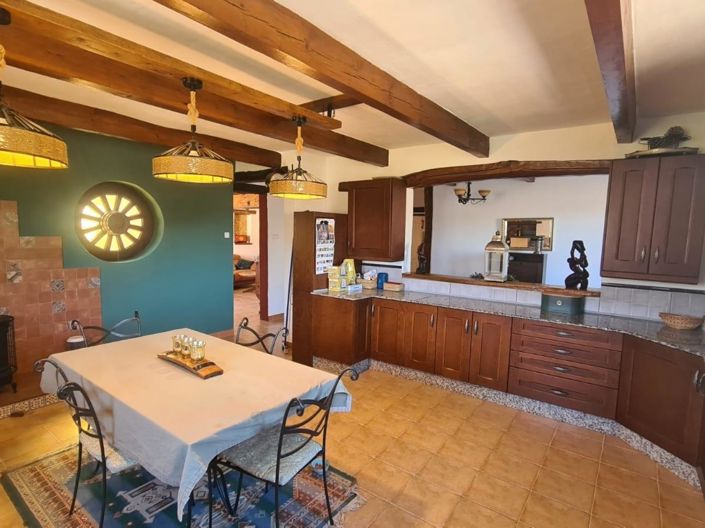 Image No.21-7 Bed Property for sale