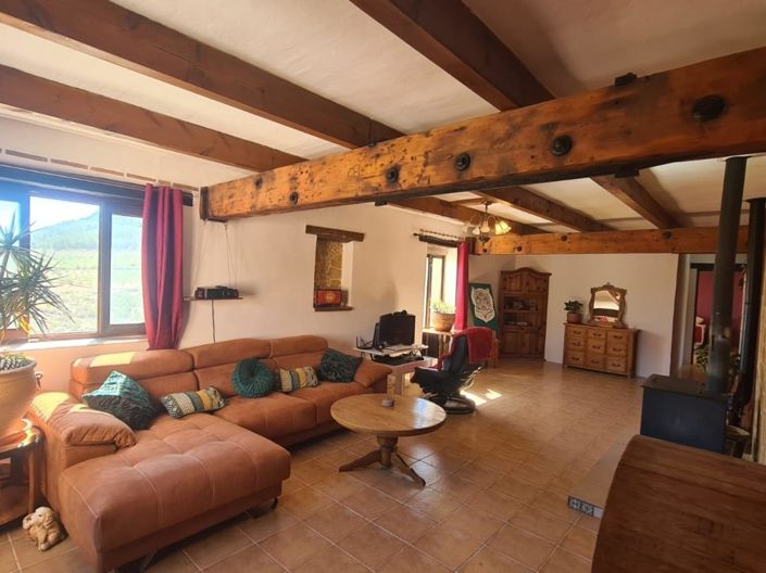 Image No.24-7 Bed Property for sale