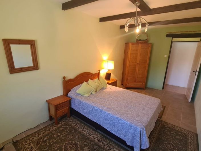 Image No.27-7 Bed Property for sale