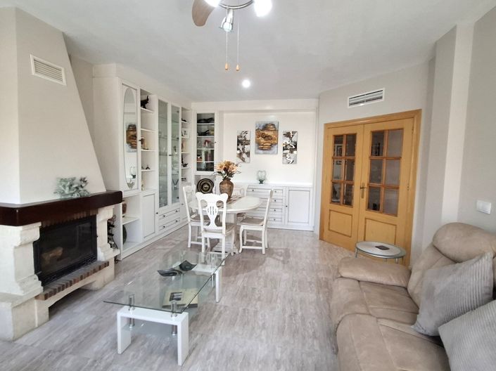 Image No.5-4 Bed Villa for sale