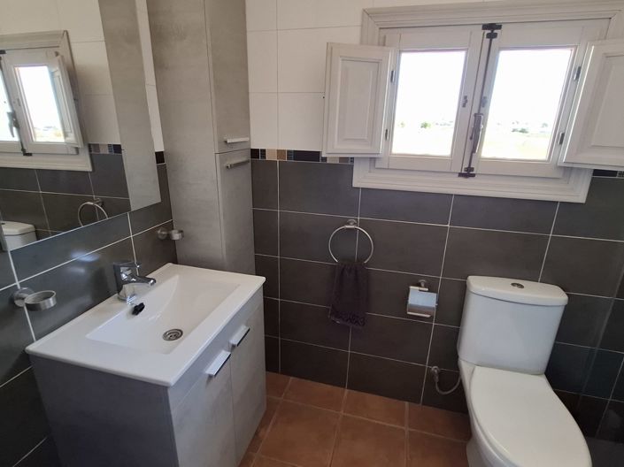 Image No.19-6 Bed Villa for sale