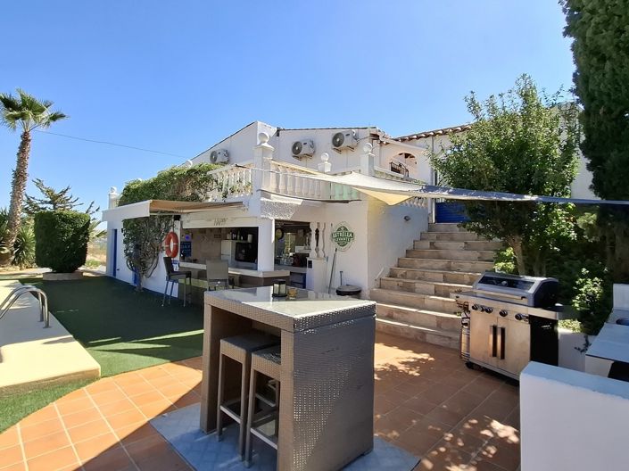 Image No.26-6 Bed Villa for sale