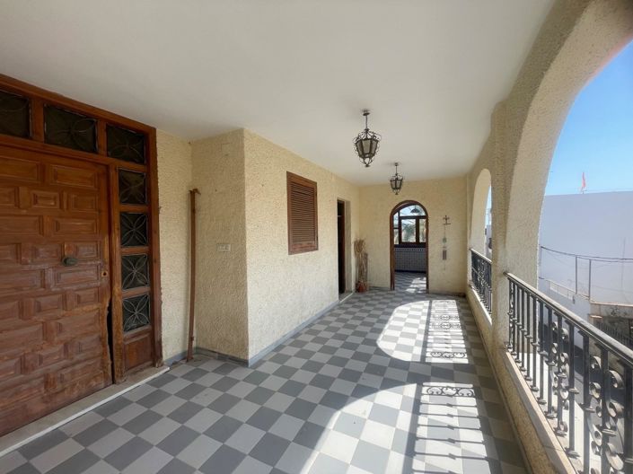 Image No.7-7 Bed Villa for sale