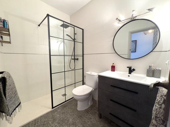 Image No.22-3 Bed Apartment for sale