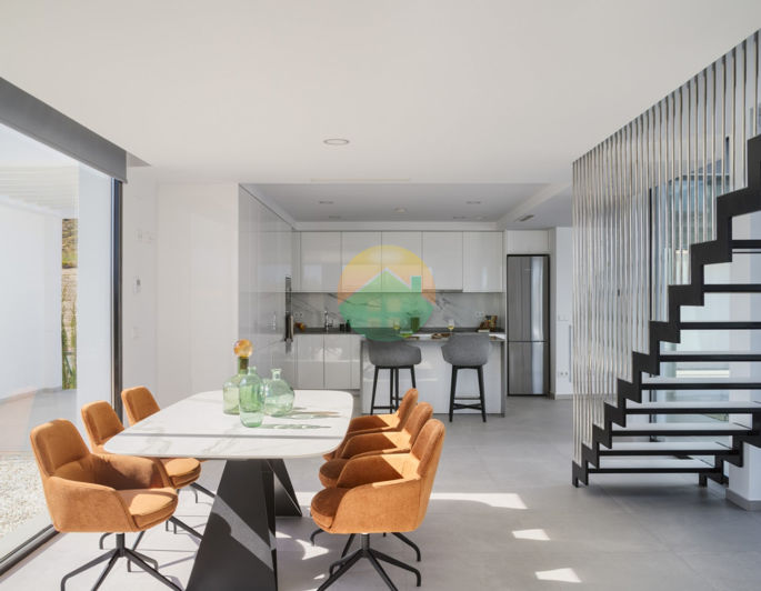 Image No.17-4 Bed Villa for sale