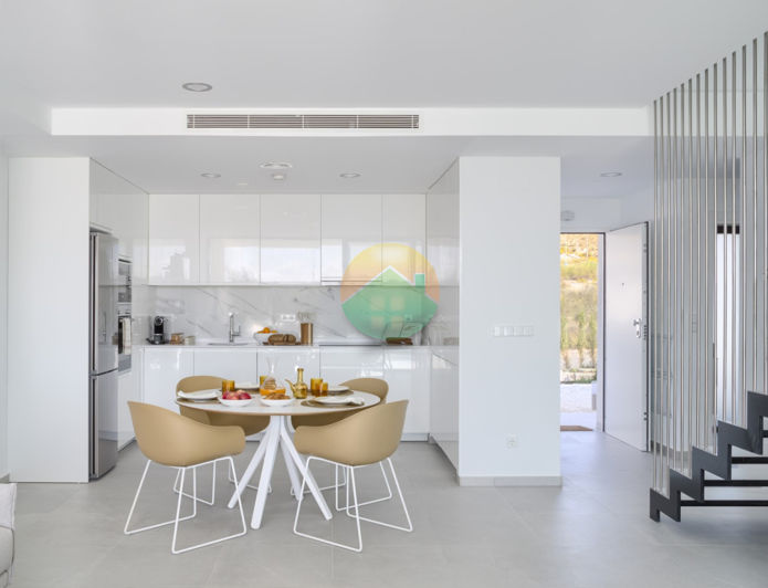 Image No.2-4 Bed Villa for sale