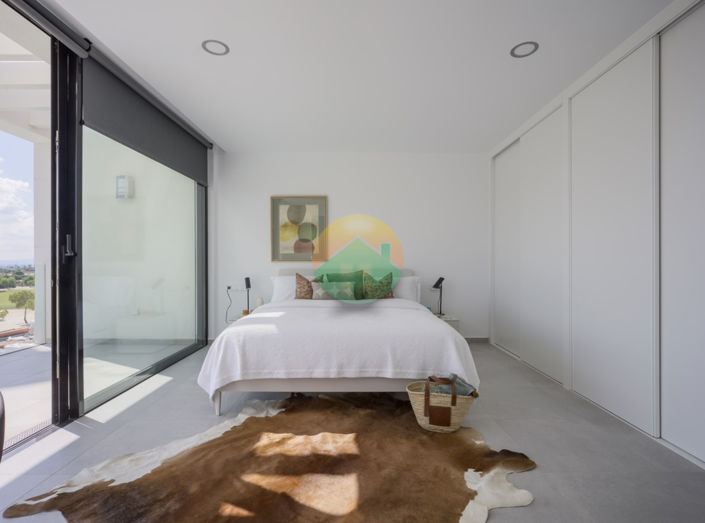 Image No.21-4 Bed Villa for sale