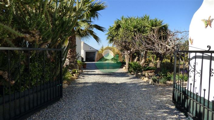 Image No.5-3 Bed House for sale