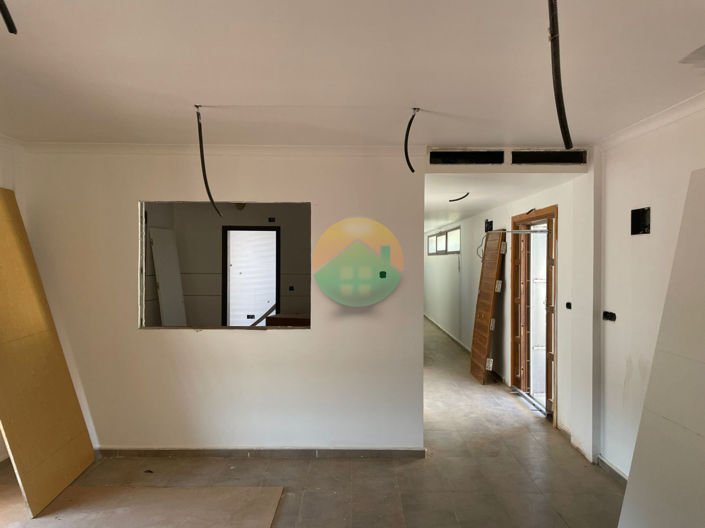 Image No.3-4 Bed House for sale