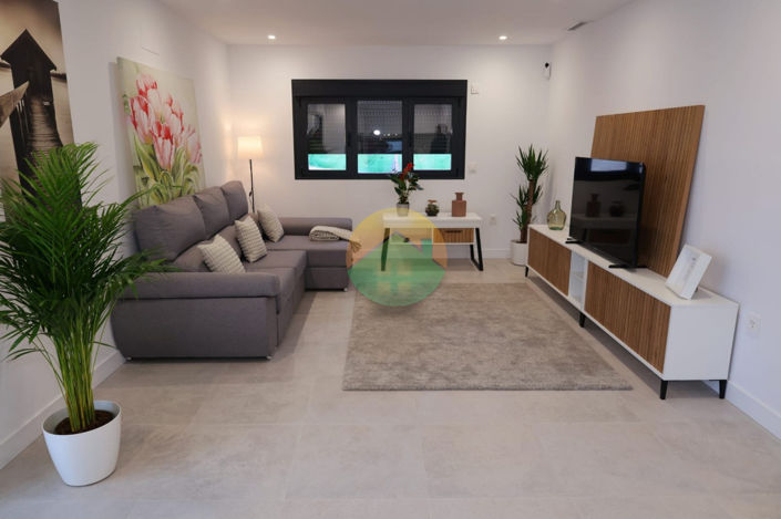 Image No.6-2 Bed Townhouse for sale